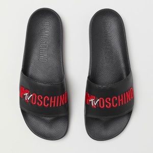 MENS 11.5-12 LIMITED EDITION MOSCHINO SLIDES NEW